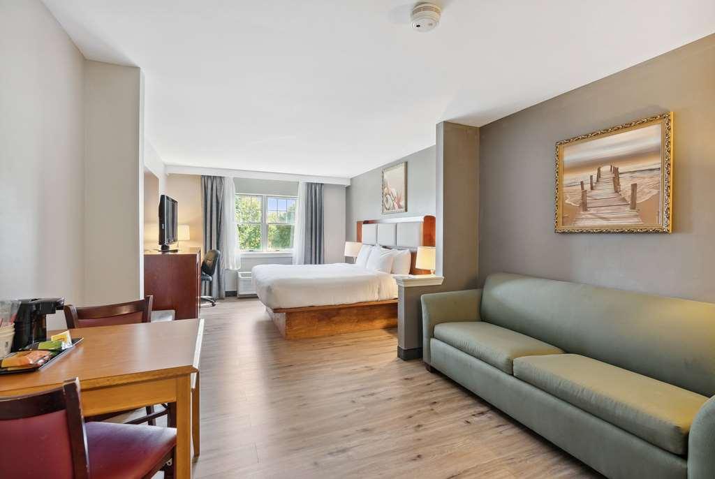 Ramada By Wyndham Saco/Old Orchard Beach Area Ruang foto