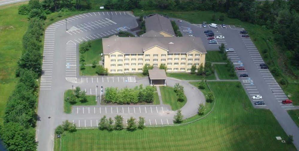 Ramada By Wyndham Saco/Old Orchard Beach Area Bagian luar foto